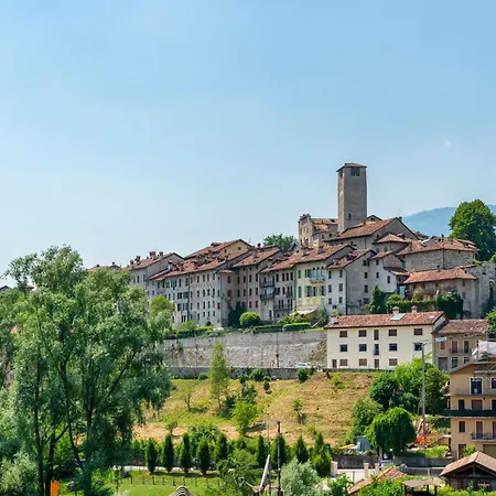 In With Wifi アパート